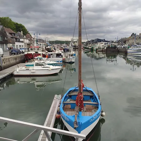 La Ou La Se Souvient * Longues-sur-Mer